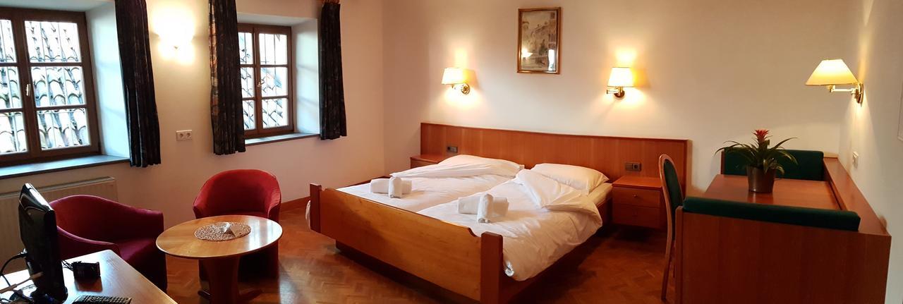Weisses Roessl Bed & Breakfast Appiano Sulla Strada Del Vino Bagian luar foto